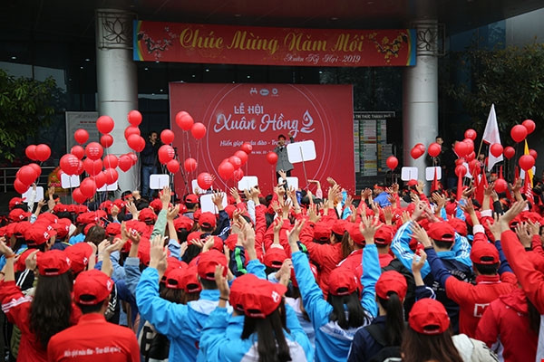 Lễ hội Xuân Hồng với nhiều hoạt động. (Ảnh: PV/Vietnam+)