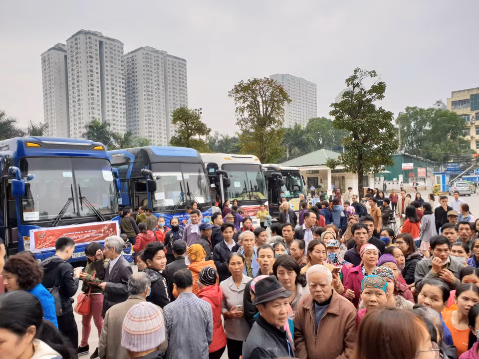 Chương trình chuyến xe yêu thương diễn ra từ ngày 25-31/1 và được chia làm 2 đợt. (Ảnh: T.G/Vietnam+)