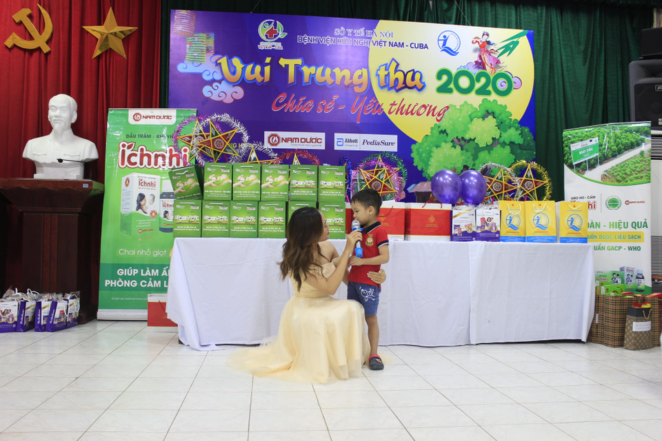 Đây là một chương trình ý nghĩa thường niên của bệnh viện. (Ảnh: PV/Vietnam+)