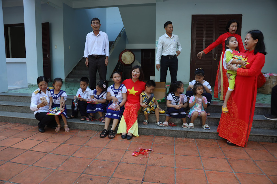 Những em bé được sinh ra và lớn lên ở Trường Sa là những mầm non tương lai của đất nước. (Ảnh: Thu Minh/Vietnam+)