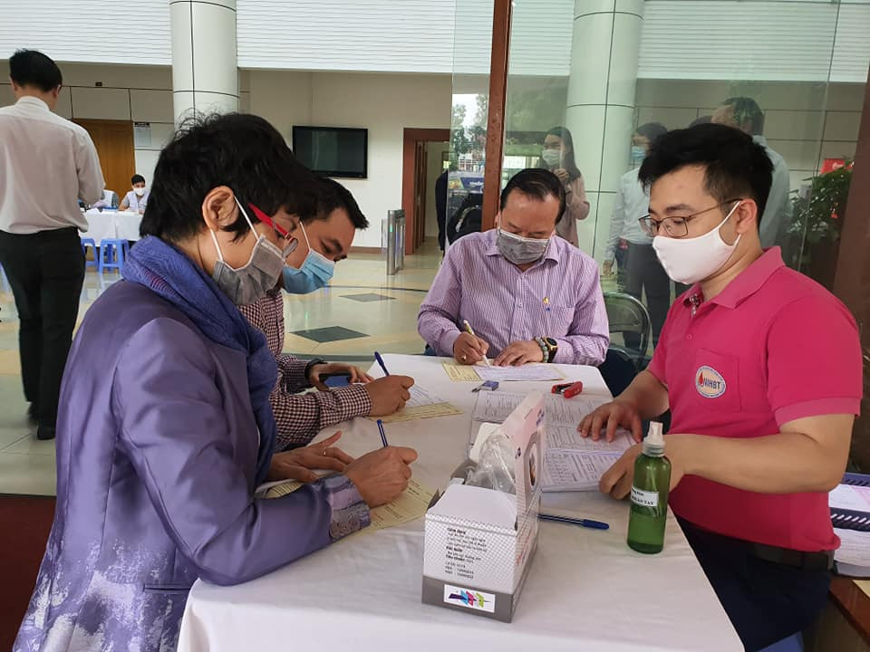 Theo thống kê của ngành y tế, lượng máu tiếp nhận hiện nay mới chỉ đáp ứng được khoảng 70% nhu cầu. (Ảnh: T.G/Vietnam+)