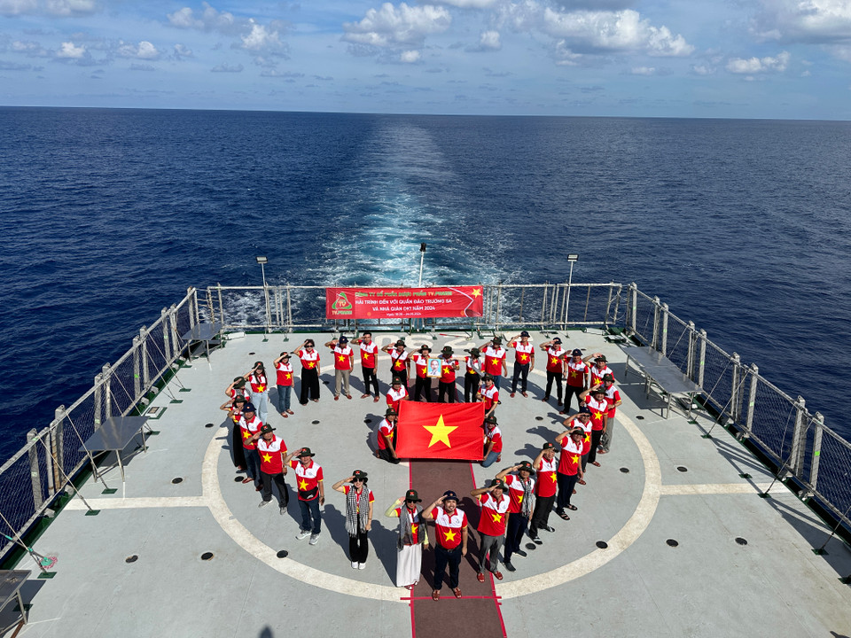 Ở ngư trường truyền thống trên Biển Đông, ngư dân Việt Nam vươn khơi đến đâu thì lực lượng kiểm ngư hiện diện đến đó. (Ảnh: T.G/Vietnam+)