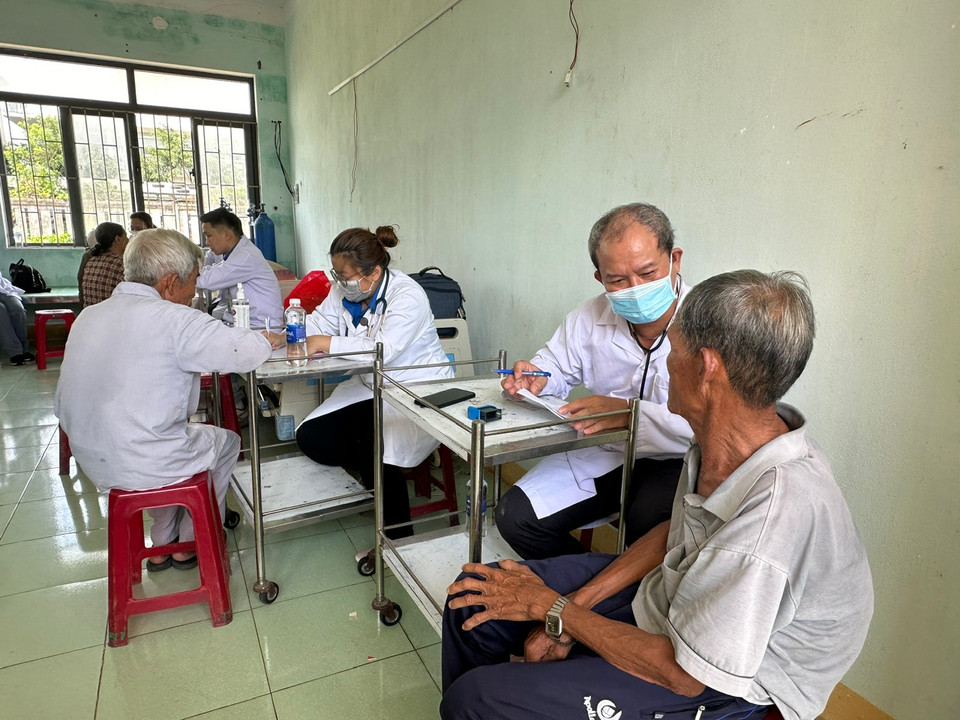 Các nội dung gồm khám tổng quát như tim mạch, hô hấp, tiêu hóa, nhi, khám thần kinh... (Ảnh: PV/Vietnam)