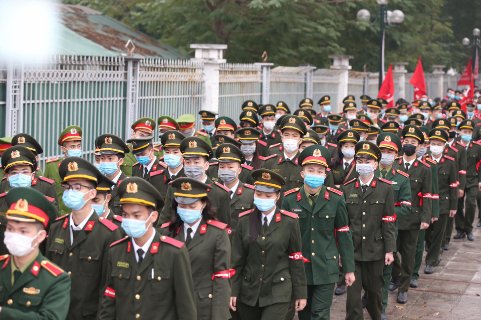 Các lực lượng tham gia tại buổi lễ. (Ảnh: PV/Vietnam+)