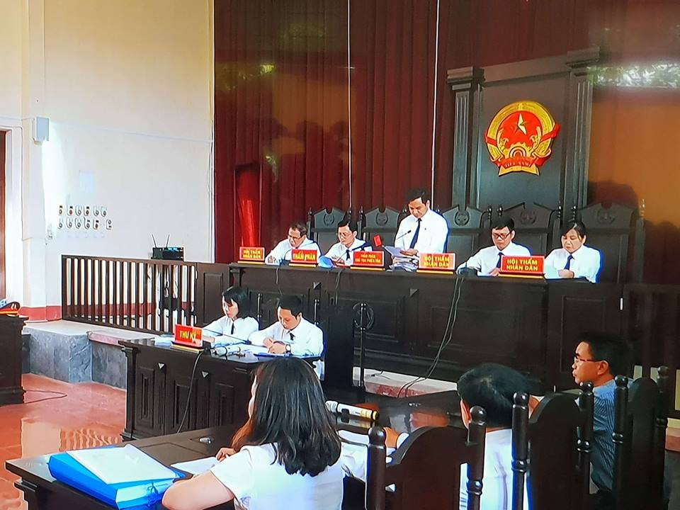 Quang cảnh phiên tòa. (Ảnh: PV/Vietnam+)