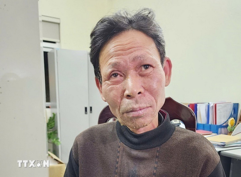 Bị can Cao Văn Hùng tại cơ quan điều tra. (Ảnh: TTXVN phát)