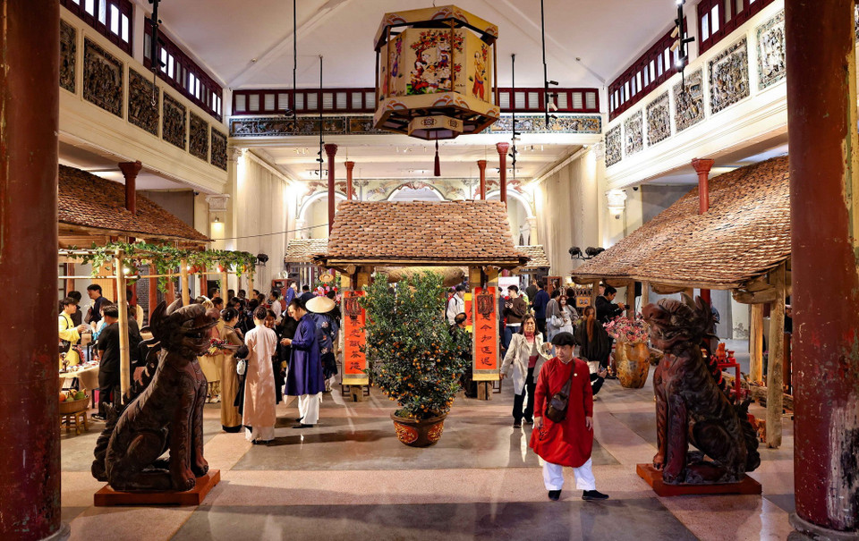 Di tích số 22 Hàng Buồm lần đầu tiên được lựa chọn để tái hiện không gian Tết và chợ Tết vùng đồng bằng Bắc Bộ. (Ảnh: Thanh Tùng/TTXVN)