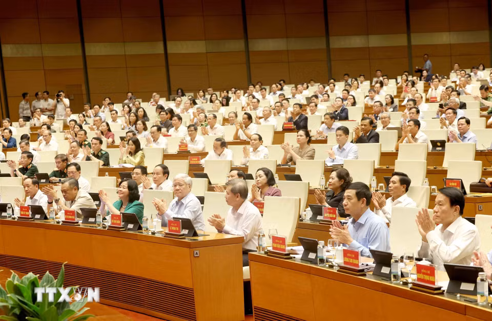 Các đồng chí lãnh đạo Đảng, Nhà nước dự hội nghị tại điểm cầu Trung tâm - Hội trường Diên Hồng, Nhà Quốc hội (Hà Nội). (Ảnh: Phương Hoa/TTXVN)