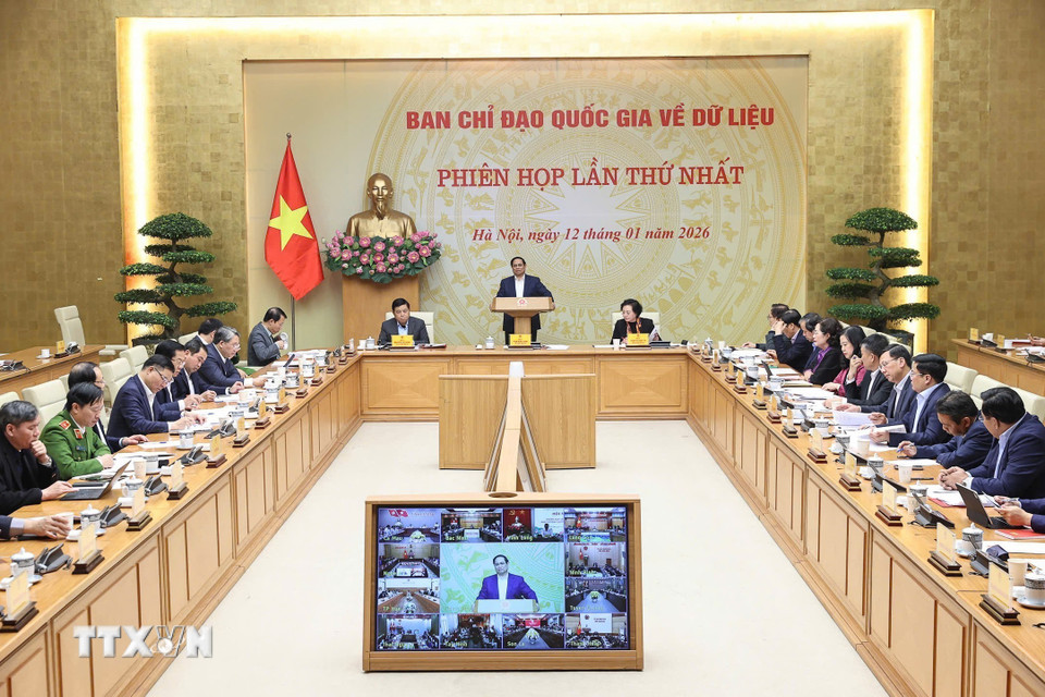 Thủ tướng Phạm Minh Chính chủ trì Phiên họp thứ Nhất của Ban Chỉ đạo quốc gia về Dữ liệu. (Ảnh: Dương Giang/TTXVN)