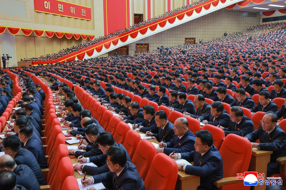 Quang cảnh lễ bế mạc Đại hội lần thứ IX của Đảng Lao động Triều Tiên ở Bình Nhưỡng ngày 25/2/2026. (Ảnh: KCNA/TTXVN)