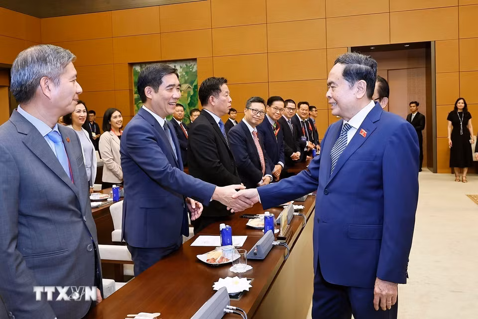 Chủ tịch Quốc hội Trần Thanh Mẫn gặp mặt lãnh đạo Bộ Ngoại giao, các đại sứ, trưởng cơ quan đại diện ngoại giao Việt Nam ở nước ngoài. (Ảnh: Doãn Tấn/TTXVN)