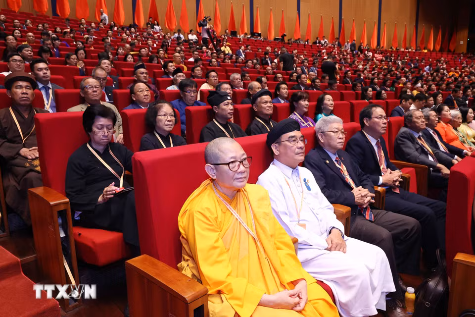 Các đại biểu dự phiên bế mạc Đại hội XI Mặt trận Tổ quốc Việt Nam. (Ảnh: Văn Điệp/TTXVN)