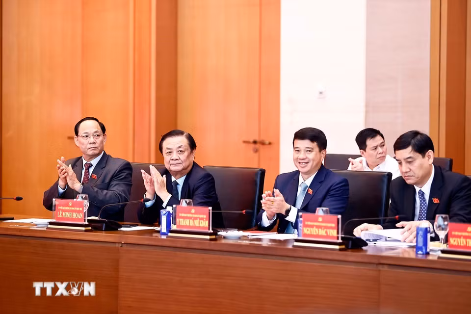 Lãnh đạo Quốc hội dự hội nghị. (Ảnh: Doãn Tấn/TTXVN)