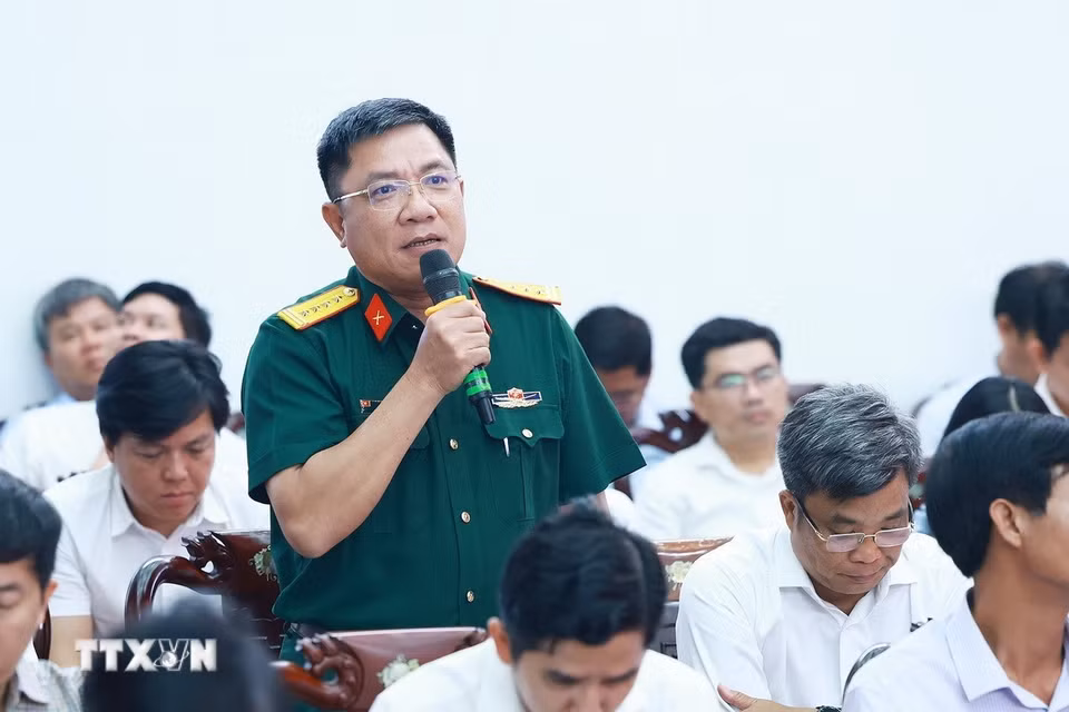 Đại tá Lê Xuân Long, Phó Tổng Giám đốc Tổng Công ty xây dựng Trường Sơn phát biểu. (Ảnh: Dương Giang/TTXVN)