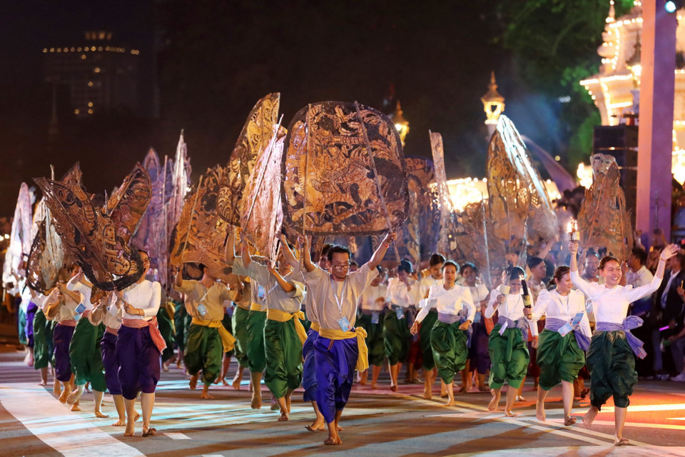 Chương trình nghệ thuật mừng Năm mới 2025 tại Phnom Penh, Campuchia ngày 31/12/2024. (Ảnh: THX/TTXVN)