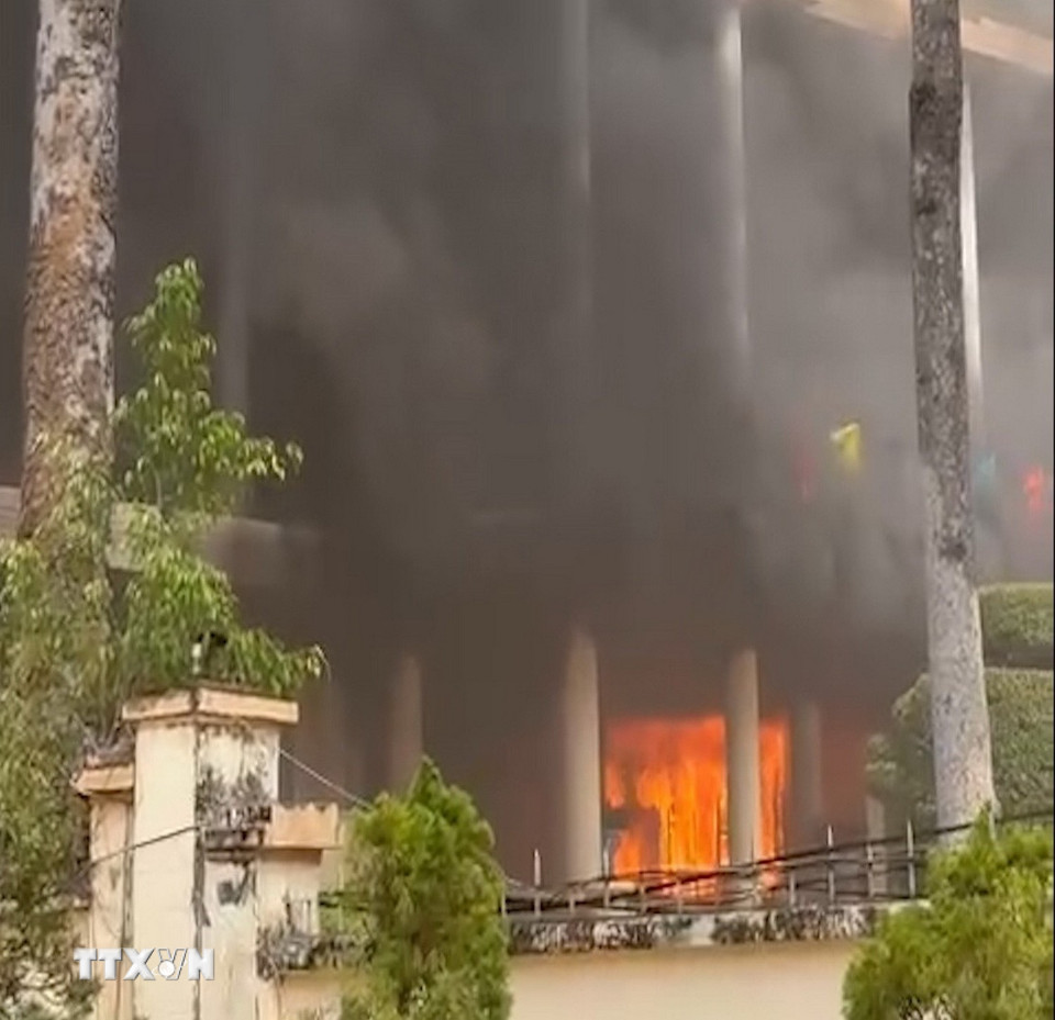 Hiện trường vụ cháy. (Ảnh: TTXVN phát)