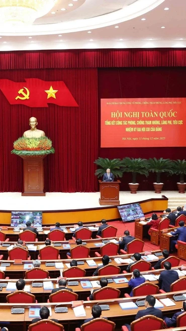 Hội nghị toàn quốc tổng kết công tác phòng chống tham nhũng, lãng phí, tiêu cực nhiệm kỳ Đại hội XIII của Đảng. (Ảnh: Phương Hoa/ TTXVN)