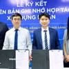 Sáng 31/3 tại Hà Nội, Đoàn Thanh niên Cộng sản Hồ Chí Minh Chính phủ và BHub Group đã chính thức ký kết Biên bản ghi nhớ hợp tác (MOU) xây dựng Đề án “Nâng cao năng lực số, năng lực đổi mới sáng tạo của tuổi trẻ Chính phủ, giai đoạn 2026-2030." (Ảnh: Bảo Ngọc/Vietnam+)