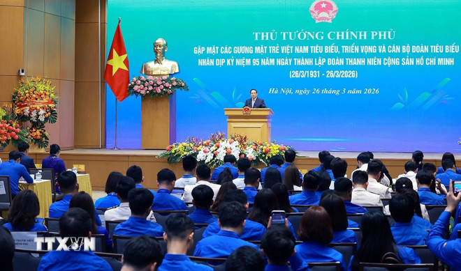 Thủ tướng: Thanh niên phát huy 6 "tiên phong" để đóng góp, cống hiến phát triển đất nước ttxvn-thu-tuong-gap-mat-guong-mat-tre-viet-nam-tieu-bieu-16-1.jpg