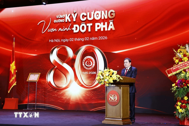 ttxvn-chu-tich-quoc-hoi-du-le-ky-niem-80-nam-ngay-thanh-lap-uy-ban-phap-luat-va-tu-phap-cua-quoc-hoi-0202-5.jpg