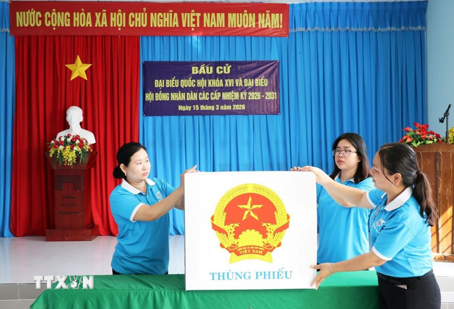 ttxvn-bau-cu-quoc-hoi-va-hdnd-phu-nu-dong-thap-gop-suc-cho-ngay-hoi-non-song-8635477.jpg