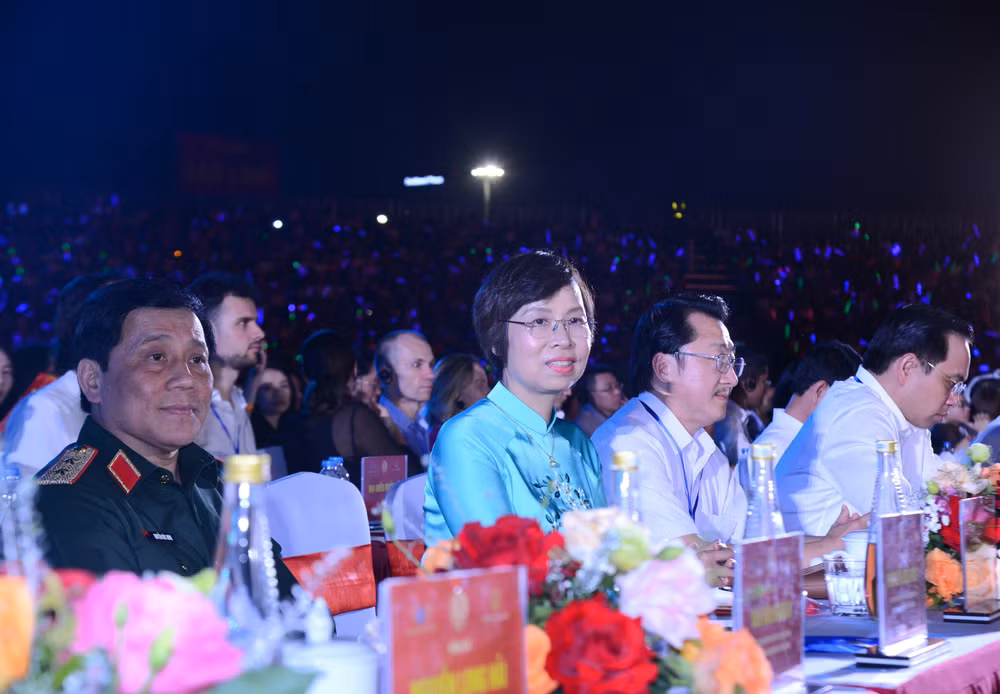 vna-potal-khai-mac-lien-hoan-phat-thanh-toan-quoc-lan-thu-xvii-8695561.jpg