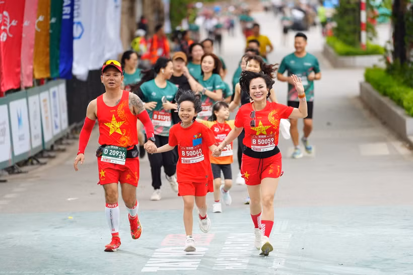 Giải chạy Tay Ho Half Marathon 2026 thu hút hơn 10.000 vận động viên. (Ảnh: TayHoHalfMarathon)