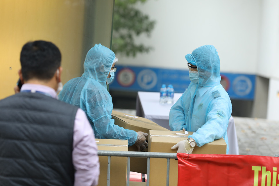 Công tác phòng, chống dịch COVID-19 tại khách sạn Somerset Westpoint, nơi người đàn ông quốc tịch Nhật Bản tử vong luôn được đảm bảo an toàn, chu đáo tới người dân. (Ảnh: Văn Điệp/TTXVN)