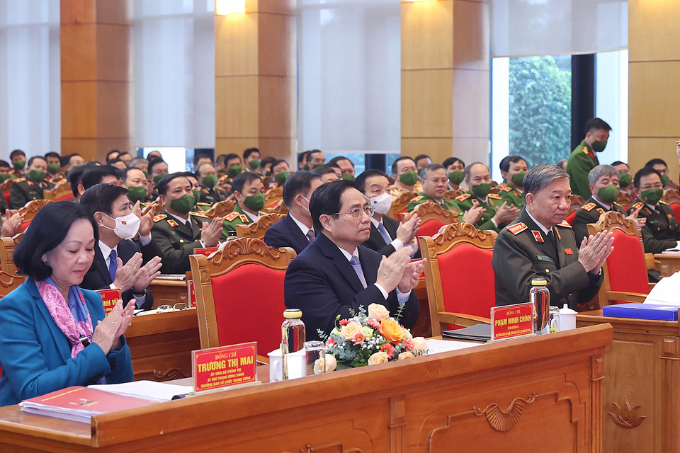 Thủ tướng Phạm Minh Chính và các đại biểu tham dự Hội nghị Công an toàn quốc lần thứ 77. (Ảnh: Dương Giang/TTXVN)