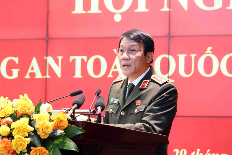 Trung tướng Lương Tam Quang, Ủy viên Trung ương Đảng, Thứ trưởng Bộ Công an phát biểu. (Ảnh: Phạm Kiên/TTXVN)