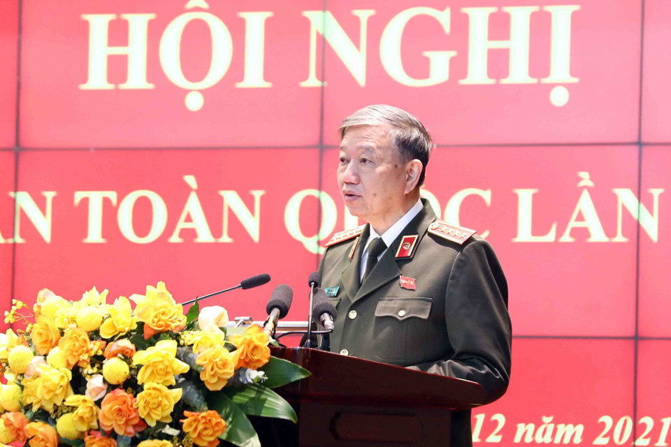 Đại tướng Tô Lâm, Ủy viên Bộ Chính trị, Bộ trưởng Bộ Công an phát biểu khai mạc. (Ảnh: Phạm Kiên/TTXVN)