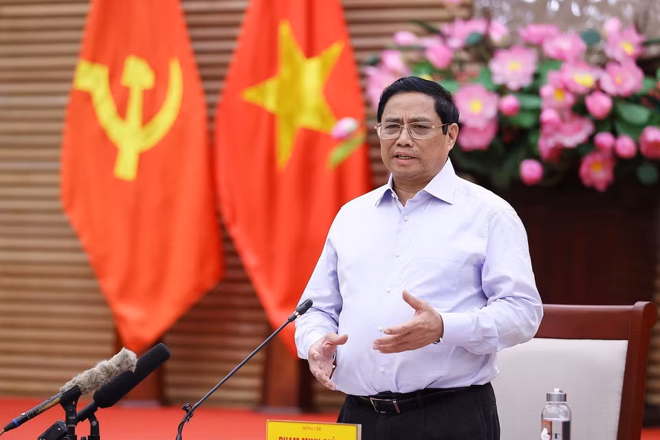 Thủ tướng kết luận buổi làm việc với lãnh đạo chủ chốt tỉnh Nghệ An. (Ảnh: Dương Giang/TTXVN)