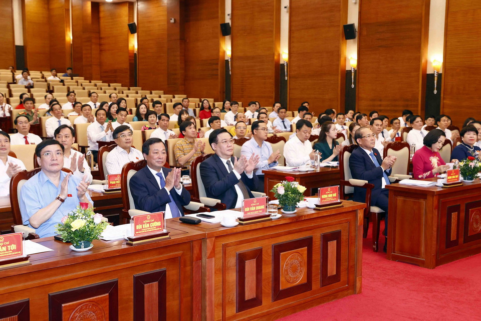 Chủ tịch Quốc hội Vương Đình Huệ và đại biểu dự khai mạc Kỳ họp. (Ảnh: Doãn Tấn/TTXVN)