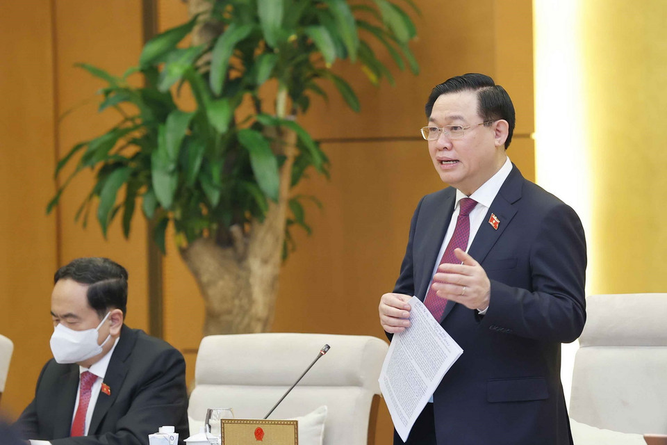 Chủ tịch Quốc hội Vương Đình Huệ phát biểu tại Phiên họp thứ 8 của Ủy ban Thường vụ Quốc hội khóa XV. (Ảnh: Doãn Tấn/TTXVN)