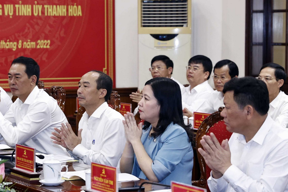 Các đại biểu dự buổi làm việc với Ban Thường vụ Tỉnh ủy Thanh Hóa. (Ảnh: Thống Nhất/TTXVN)