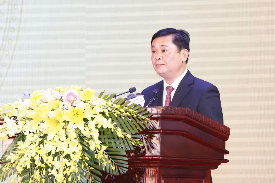 Bí thư Tỉnh ủy Nghệ An Thái Thanh Quý phát biểu. Ảnh: Doãn Tấn - TTXVN