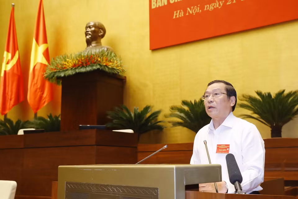 Ông Lại Xuân Môn, Ủy viên Trung ương Đảng, Phó Trưởng Ban Tuyên giáo Trung ương giới thiệu chương trình hội nghị. (Ảnh: Phương Hoa/TTXVN)