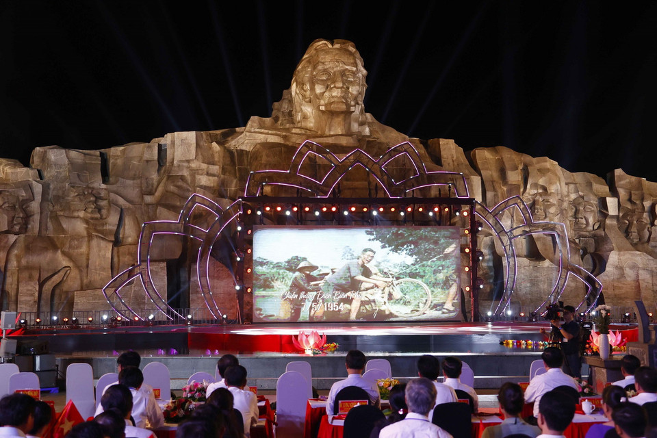 Điểm cầu truyền hình trực tiếp “Khúc tráng ca hòa bình” tại Quảng Nam. (Ảnh: Doãn Tấn/TTXVN)