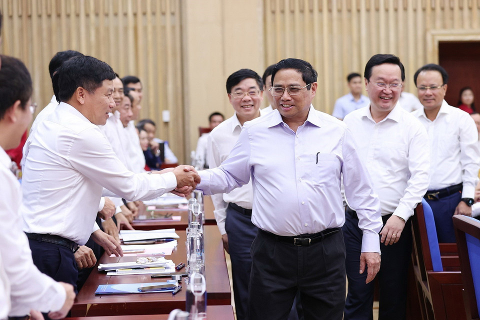 Thủ tướng dự buổi làm việc với lãnh đạo chủ chốt tỉnh Nghệ An. (Ảnh: Dương Giang/TTXVN)