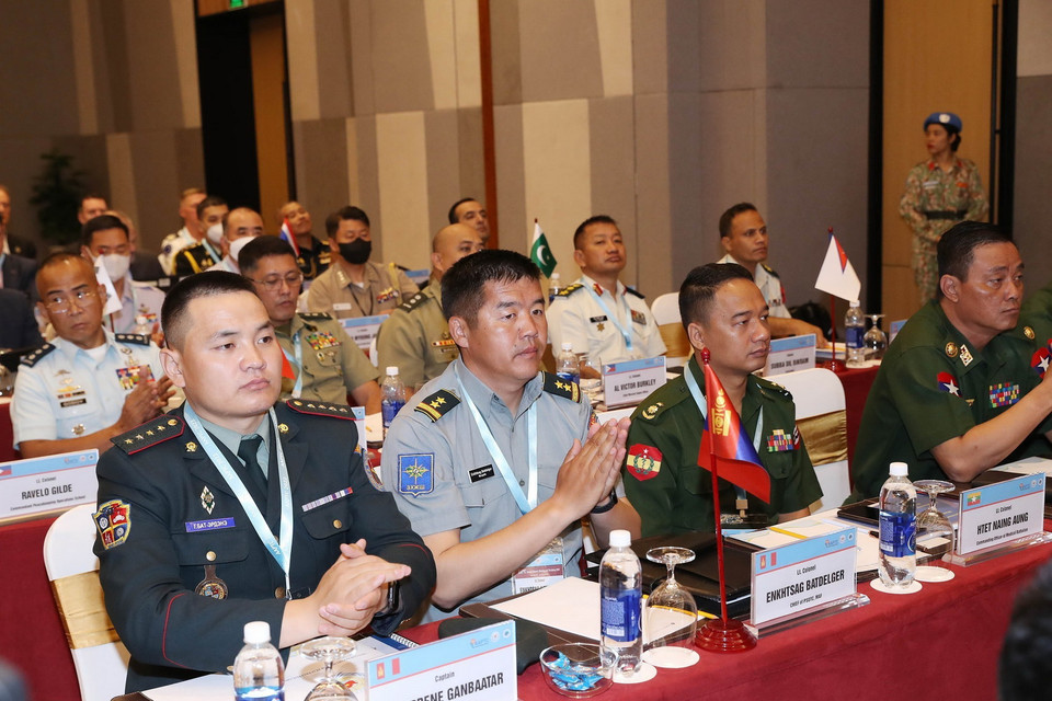 Tùy viên quân sự các nước tham dự hội thảo. (Ảnh: Trọng Đức/TTXVN)