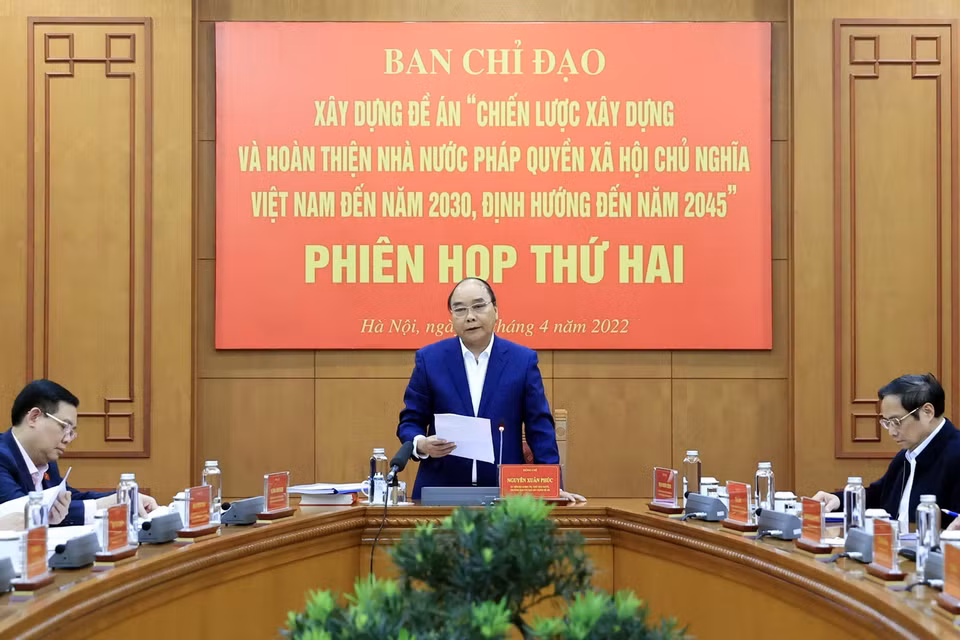 Chủ tịch nước Nguyễn Xuân Phúc phát biểu tại Phiên họp thứ hai của Ban Chỉ đạo xây dựng Đề án “Chiến lược xây dựng và hoàn thiện Nhà nước pháp quyền xã hội chủ nghĩa Việt Nam đến năm 2030, định hướng đến năm 2045.” (Ảnh: Thống Nhất/TTXVN)