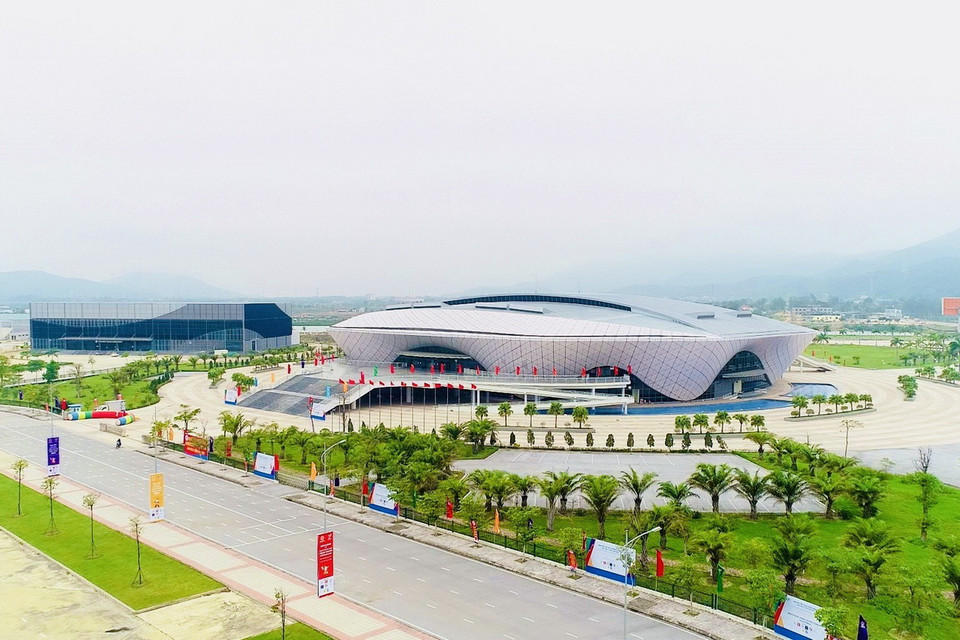  Nhà thi đấu 5.000 chỗ Đại Yên, thành phố Hạ Long - nơi thi đấu môn thi bóng chuyền trong nhà và luyện tập một số môn trước khi thi đấu. (Ảnh: Thanh Vân/TTXVN)