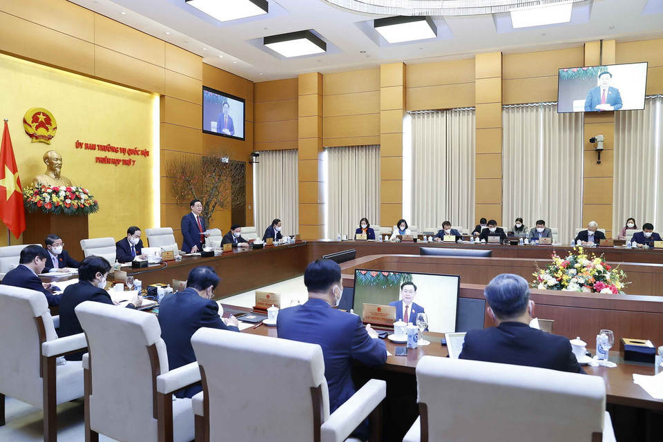 Các đại biểu nghe Chủ tịch Quốc hội Vương Đình Huệ phát biểu khai mạc. (Ảnh: Doãn Tấn/TTXVN)