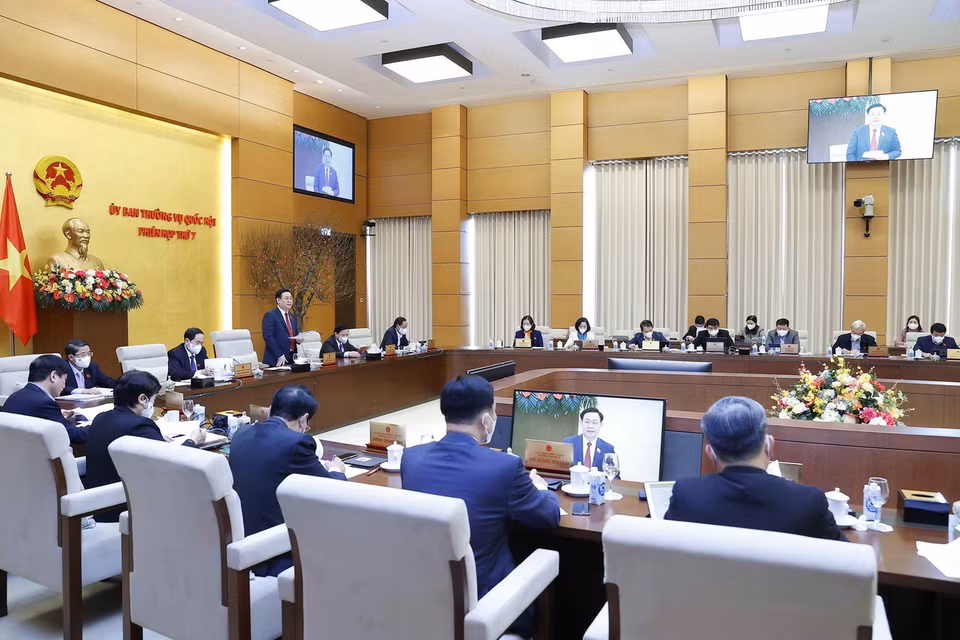 Các đại biểu nghe Chủ tịch Quốc hội Vương Đình Huệ phát biểu khai mạc. (Ảnh: Doãn Tấn/TTXVN)