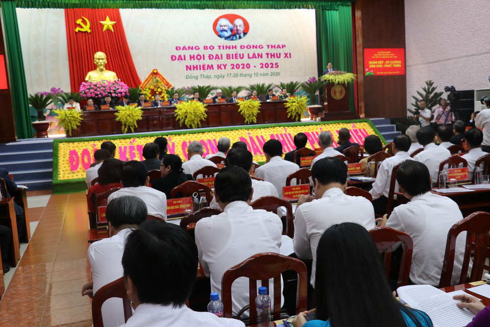 Quang cảnh phiên khai mạc Đại hội đại biểu Đảng bộ tỉnh Đồng Tháp lần thứ XI, nhiệm kỳ 2020-2025. (Ảnh: Nguyễn Văn Trí/TTXVN)
