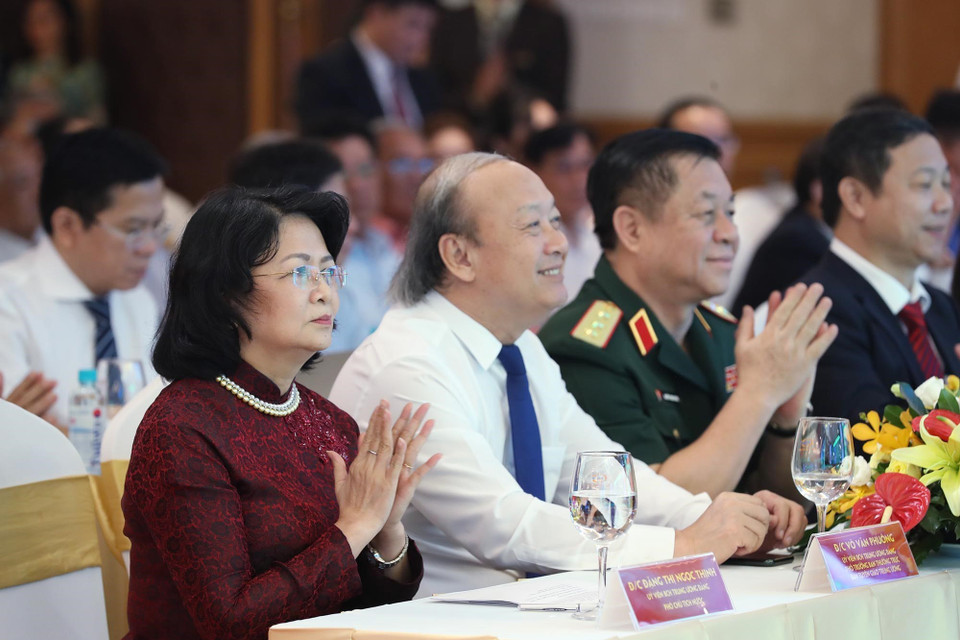 Phó Chủ tịch nước Đặng Thị Ngọc Thịnh và các đại biểu dự lễ kỷ niệm. (Ảnh: Lâm Khánh/TTXVN)