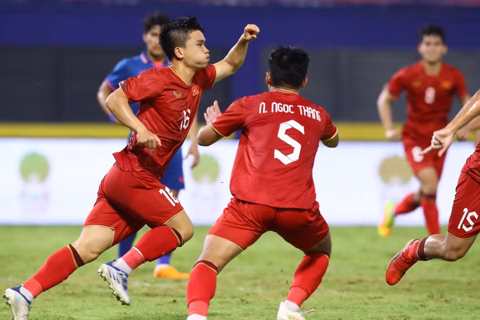Tuy nhiên đây cũng là bàn thắng duy nhất mà các cầu thủ U22 Việt Nam có được. (Ảnh: Hoàng Linh/TTXVN)