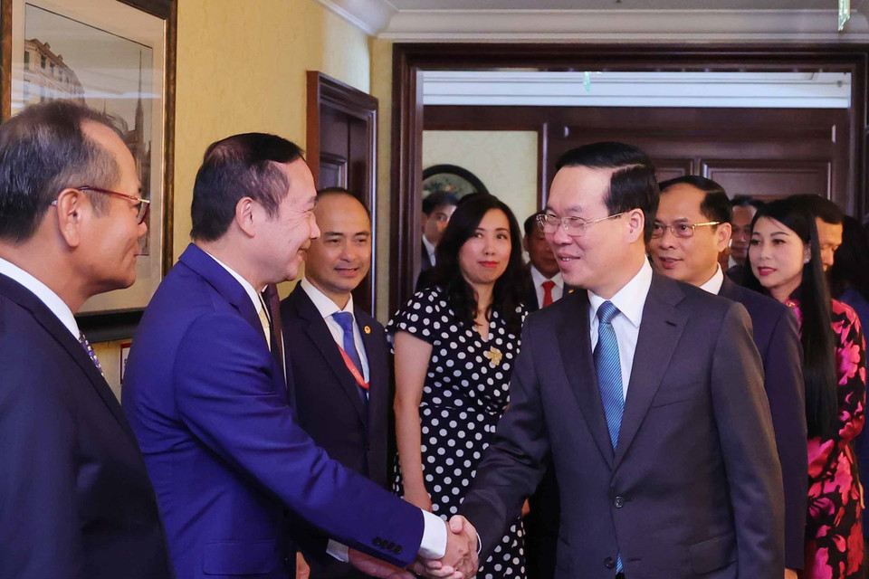 Chủ tịch nước Võ Văn Thưởng tiếp các Đại sứ Việt Nam tại khu vực châu Âu. (Ảnh: Thống Nhất/TTXVN)