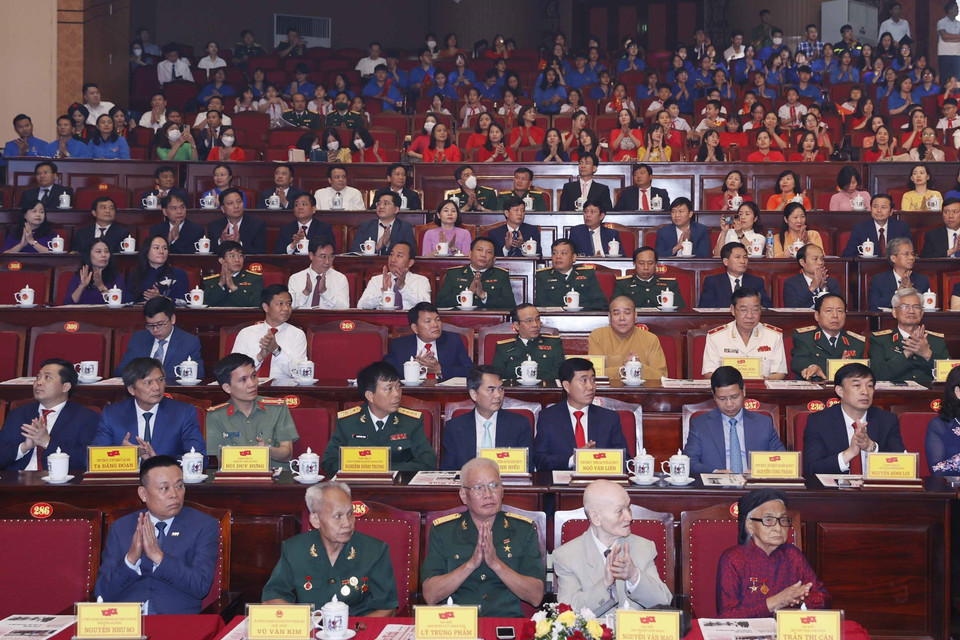 Các đại biểu dự Lễ kỷ niệm 110 năm ngày sinh Tổng Bí thư Nguyễn Văn Cừ (9/7/1912-9/7/2022). (Ảnh: Thống Nhất/TTXVN)