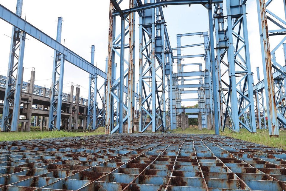 Nhiều hạng mục của Dự án mở rộng giai đoạn 2 Nhà máy Gang thép Thái Nguyên (Tisco 2) đã xuống cấp. (Ảnh: Dương Giang/TTXVN)